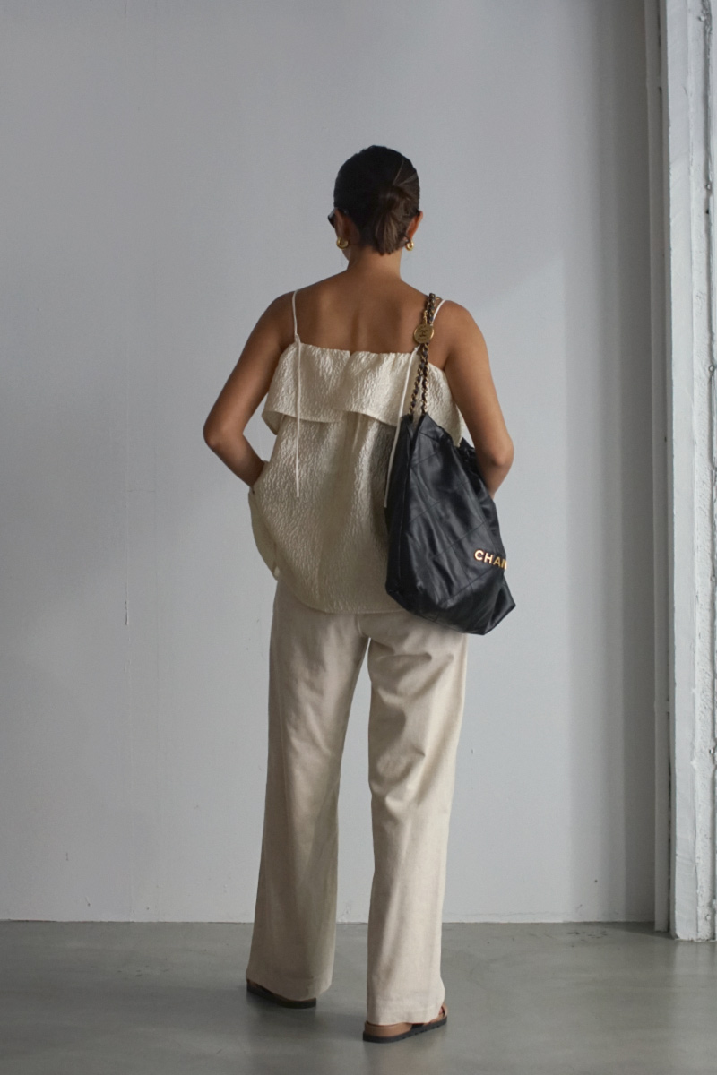 room306 CONTEMPORARY / Volume Embossing Camisole Tops