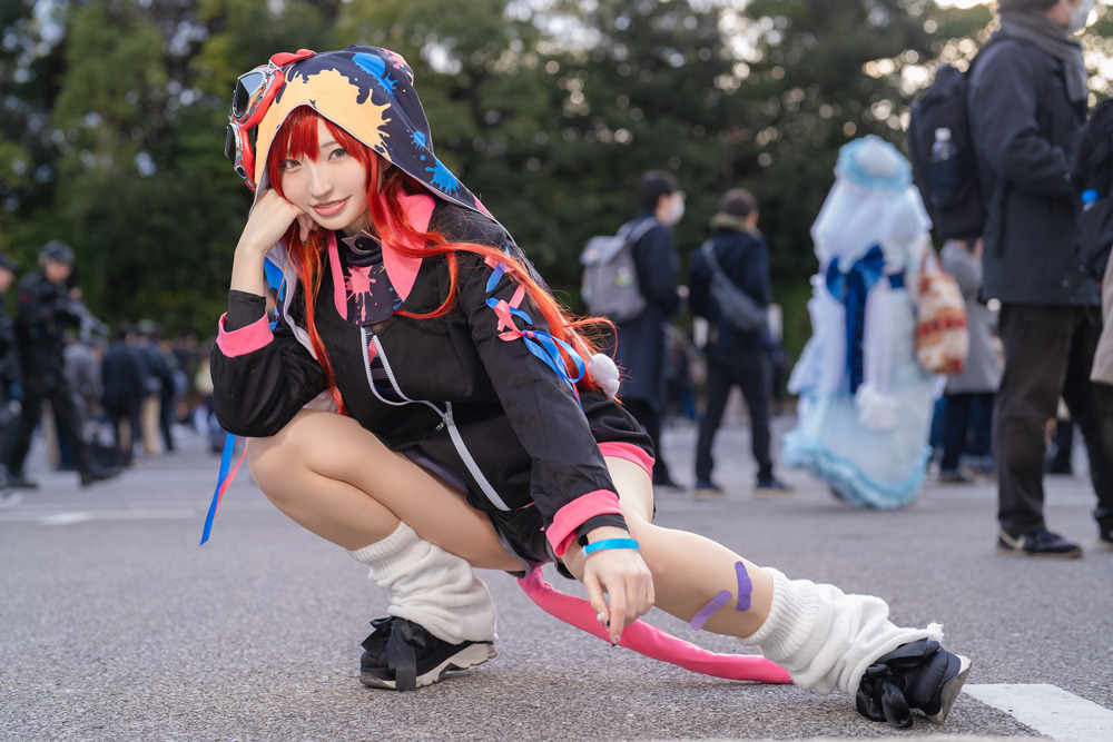 コスプレ】健康的な美脚と猫を思わせるイタズラっぽい笑み―ぶいすぽっ