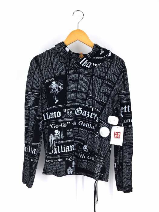 ジョンガリアーノ・ニュースペーパー柄 プルオーバーパーカー-カーステ。