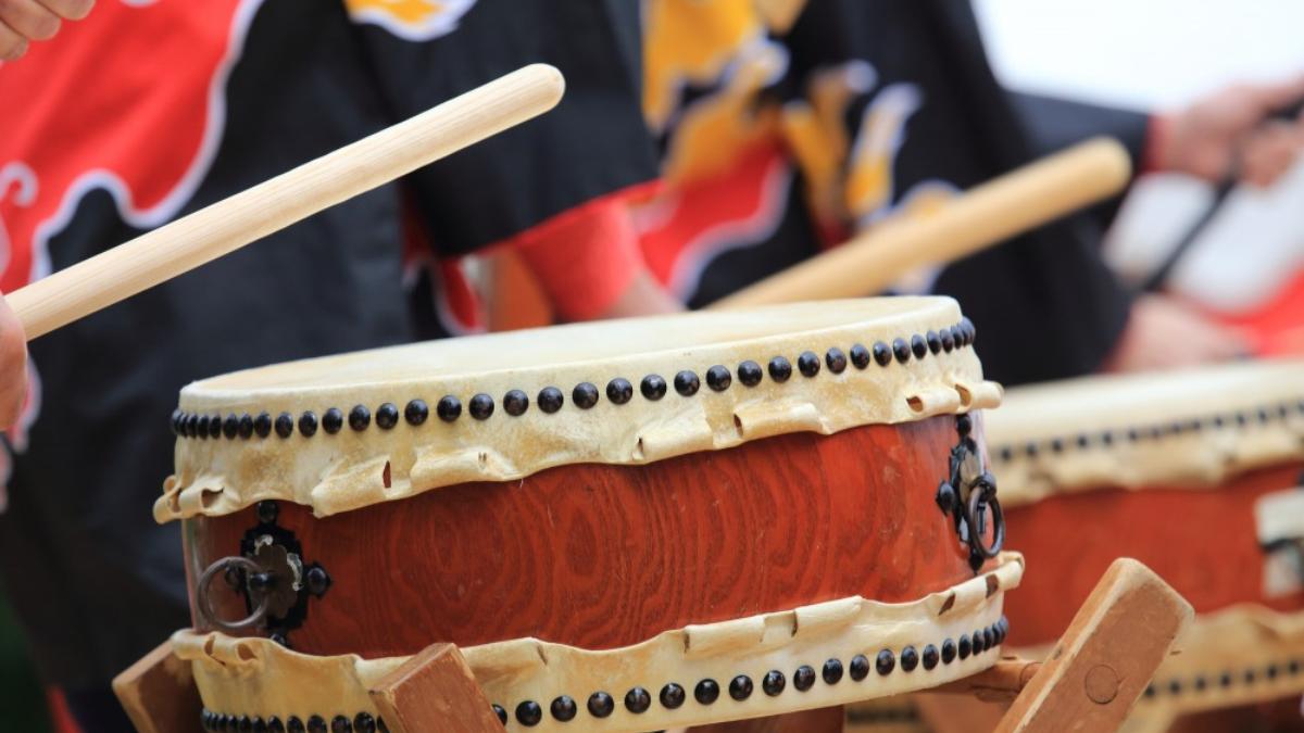 程度良好】和太鼓 伝統和楽器 台座、秋祭 第40回倉敷音楽祭］日本の