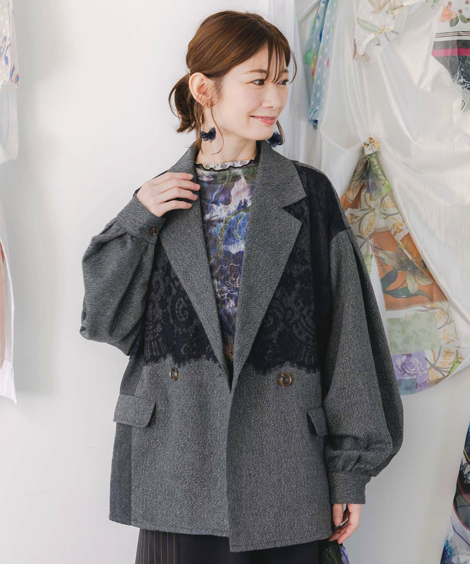 553229：レースと蝶々の異素材切替ジャケットの通販-ScoLar
