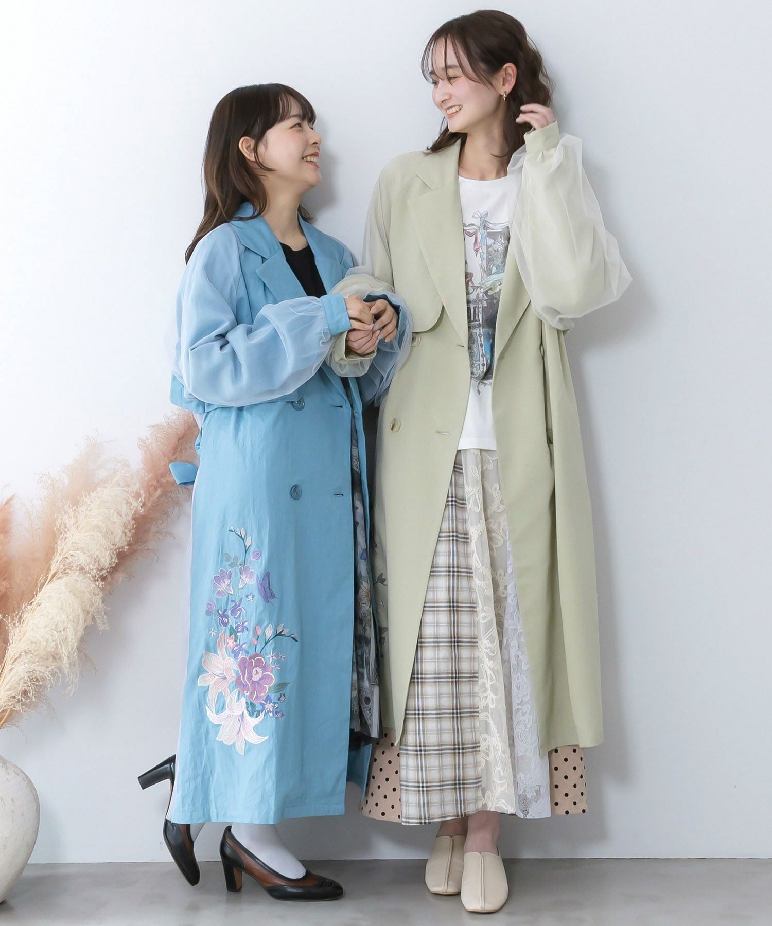 561212：チュール重ね花刺繍ロングコートの通販-ScoLar