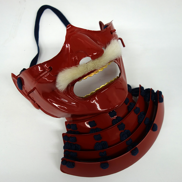 面頬 (鉄製 烈勢面) 赤塗り紺糸 即納可能品 - サムライストア SAMURAI