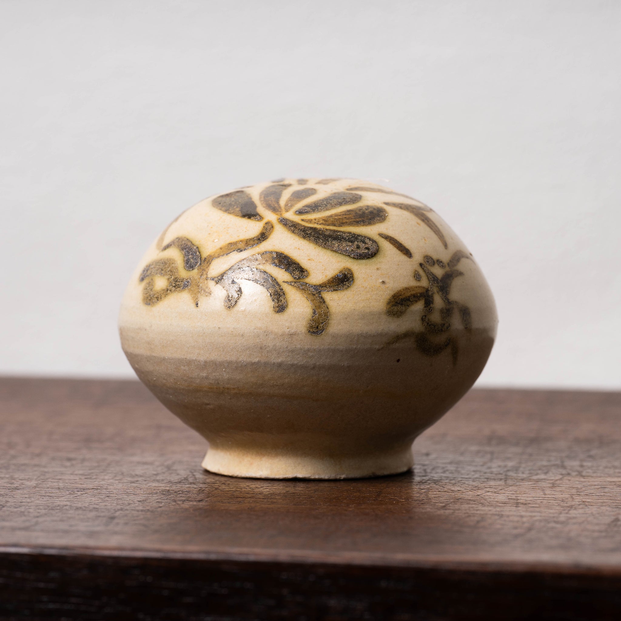 Naoさん専用 古い須恵器 小壺 花器 花生 生花 43 須恵蓋付小壺 | 花と