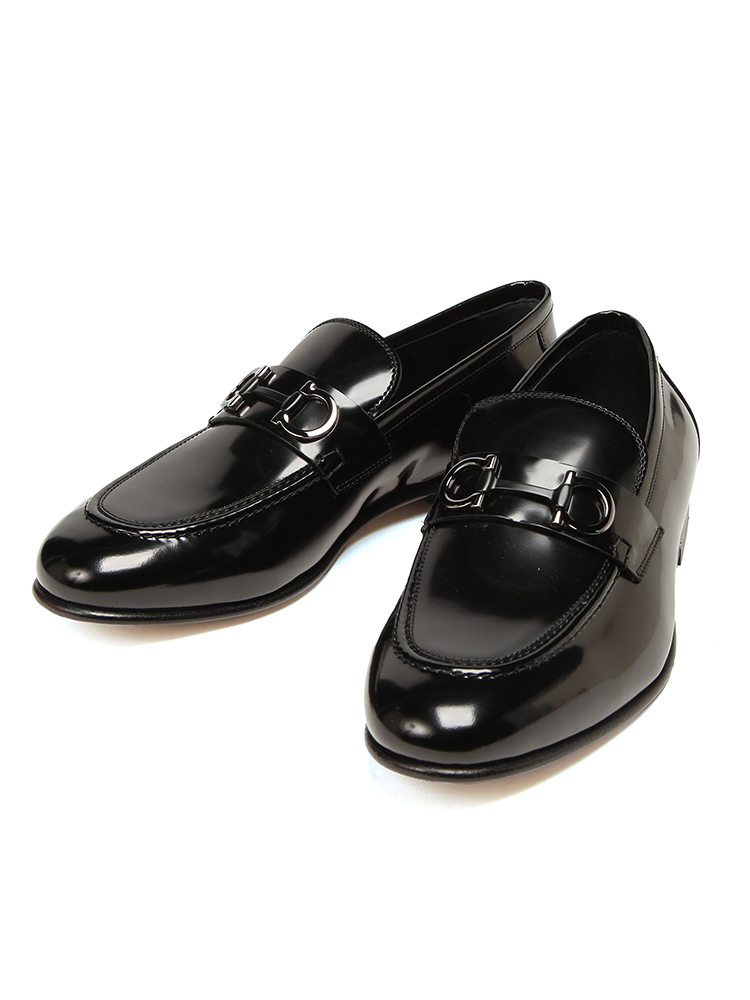 Salvatore Ferragamo (サルヴァトーレフェラガモ) ストレートチップ 内