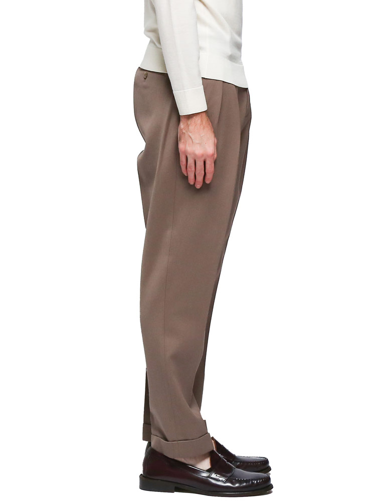 ○極美品 BERWICH 44 イタリア製 定価¥40,000程 内タックPT 極美品