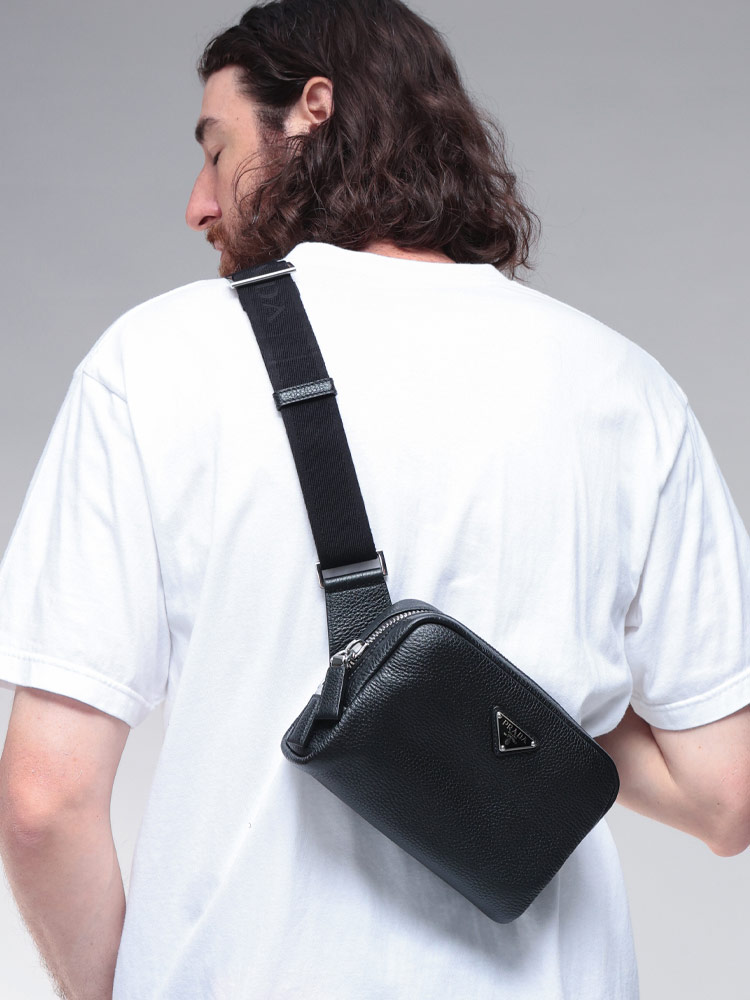 PRADA (プラダ) ヴィッテロダイノレザー ショルダーバッグ