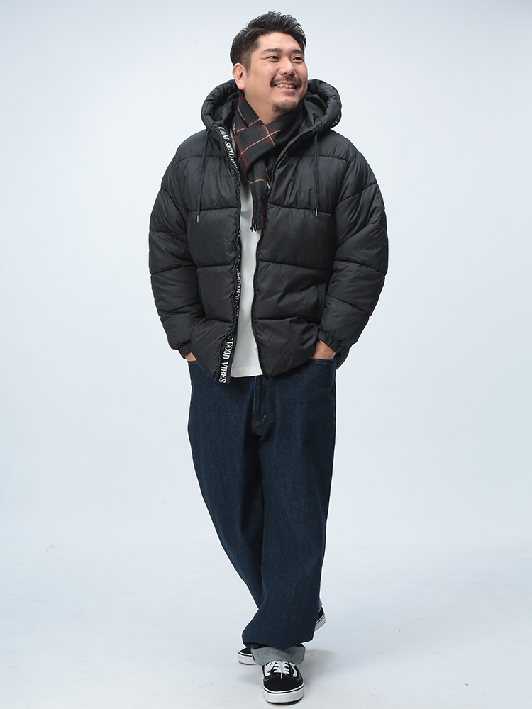 中綿ブルゾン フードロゴ テープデザイン フルジップ アウター