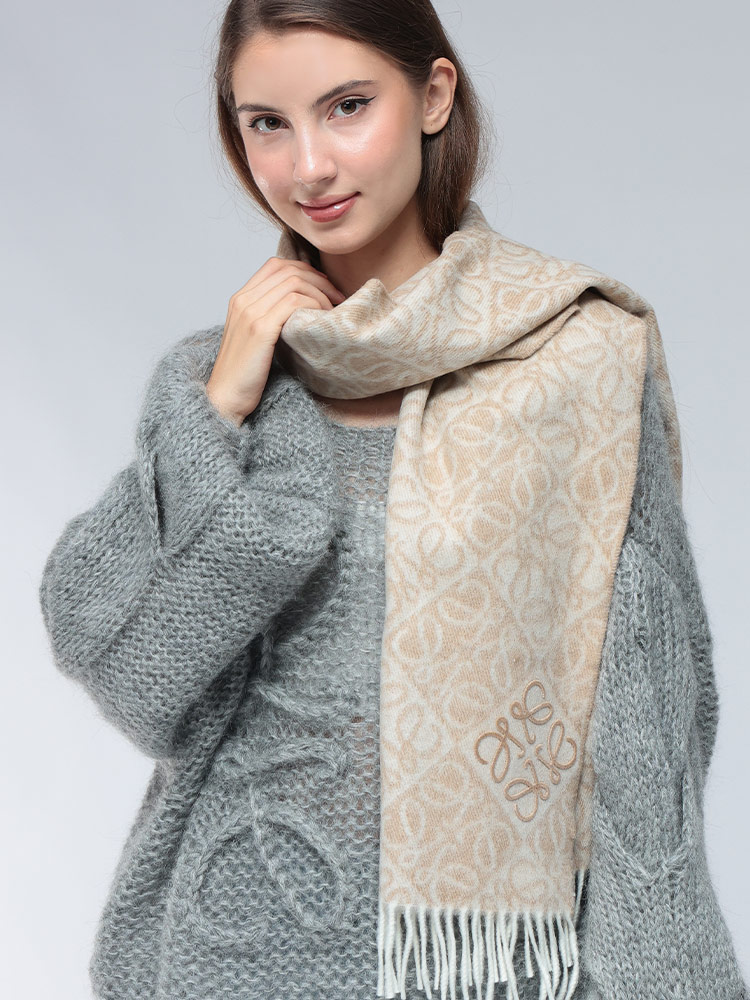 LOEWE (ロエベ) アナグラムオールオーバー スカーフ マフラー