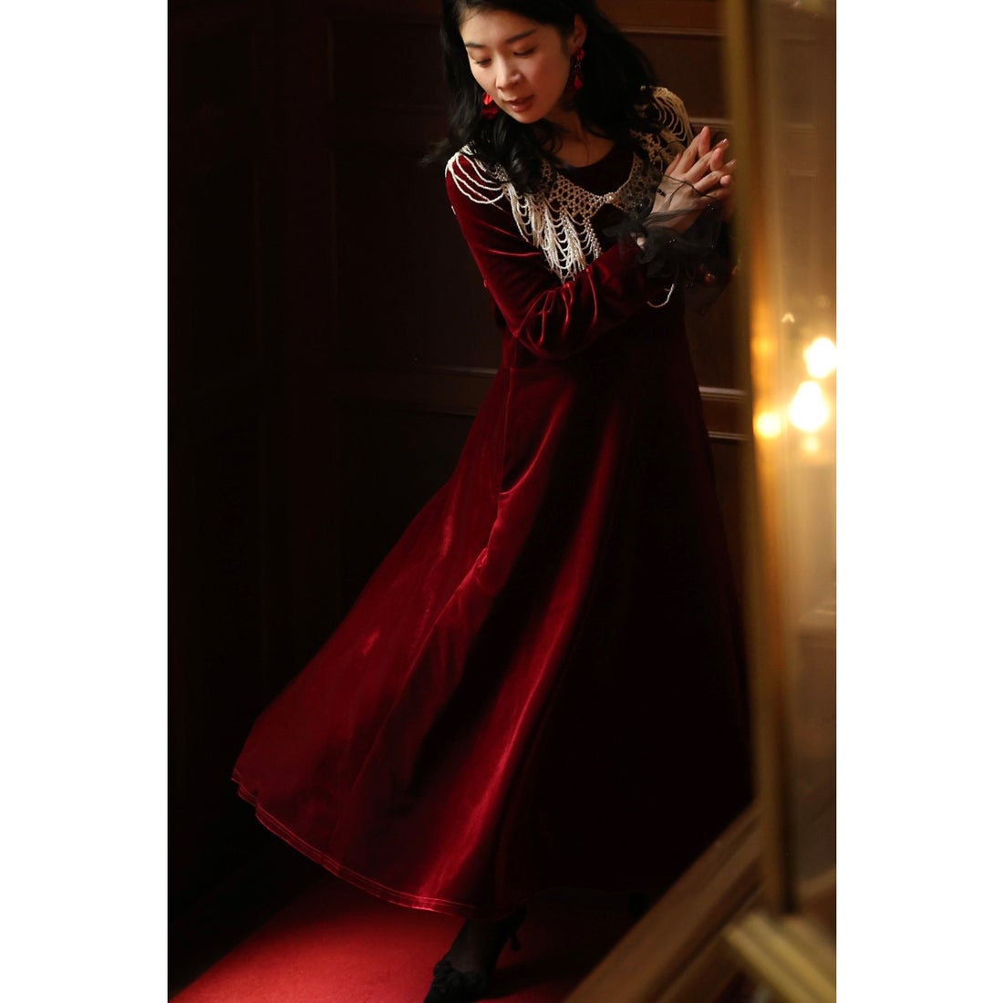 カワイイ CAWAII しっとり上質な艶めきベロアロングワンピース