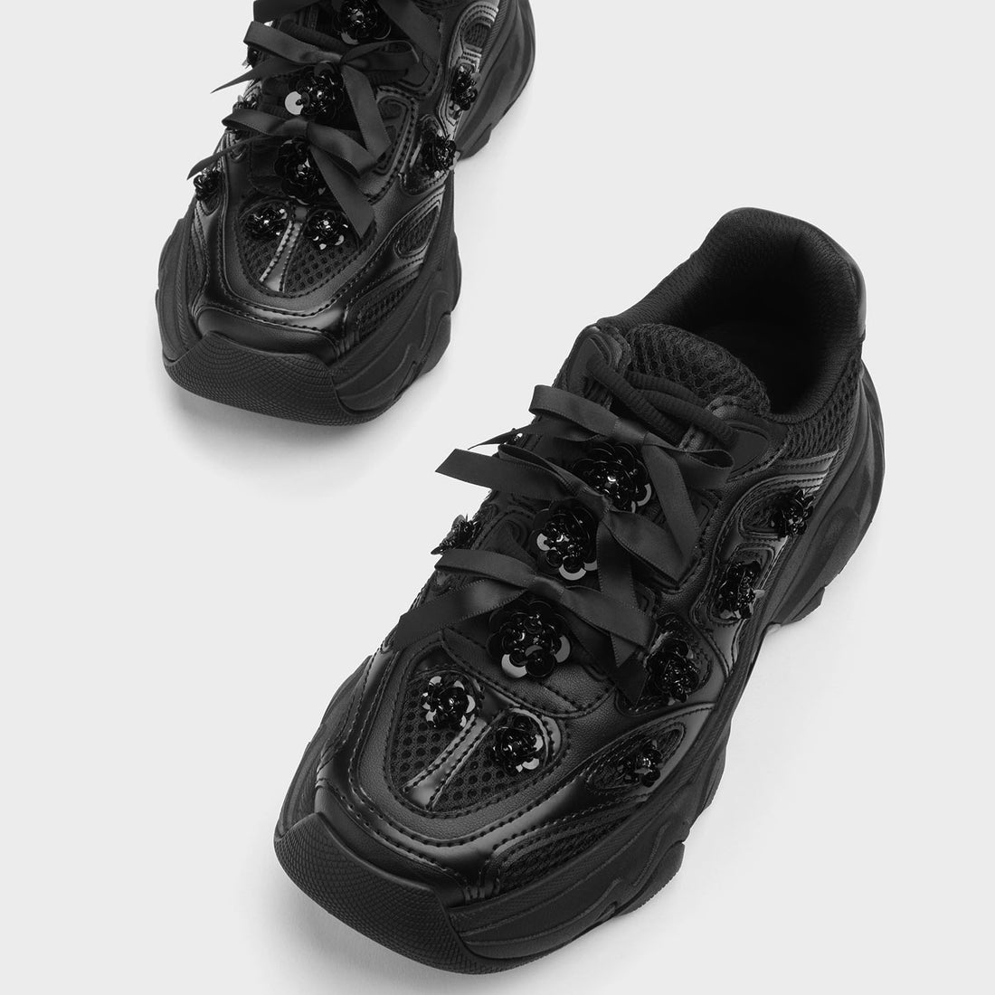 CHARLES & KEITH Gaskell ギャスケル フラワーエンベリシュッドチャン