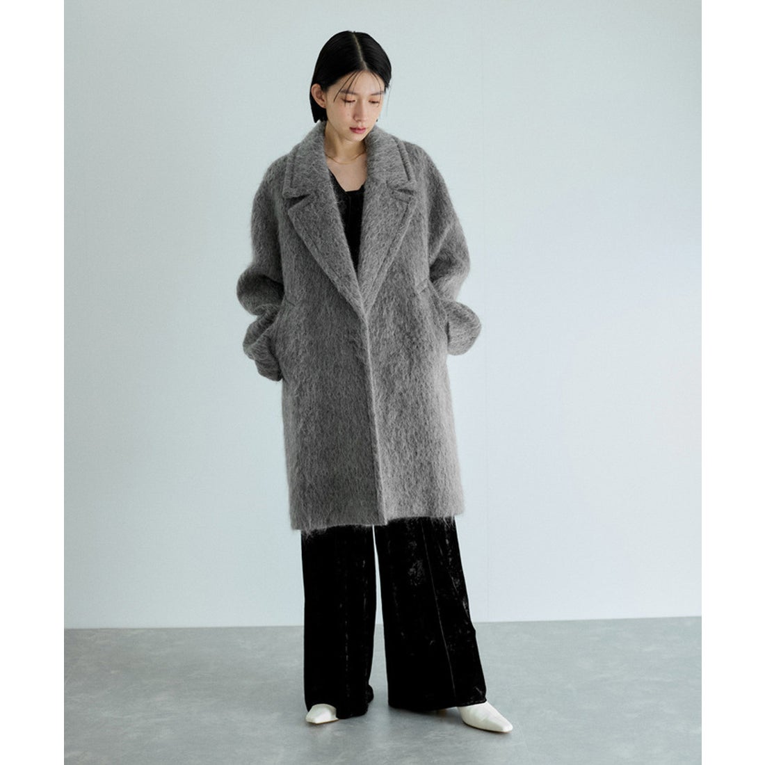 アダム エ ロペ ADAM ET ROPE' ウェーブシャギーミドルコート （グレー