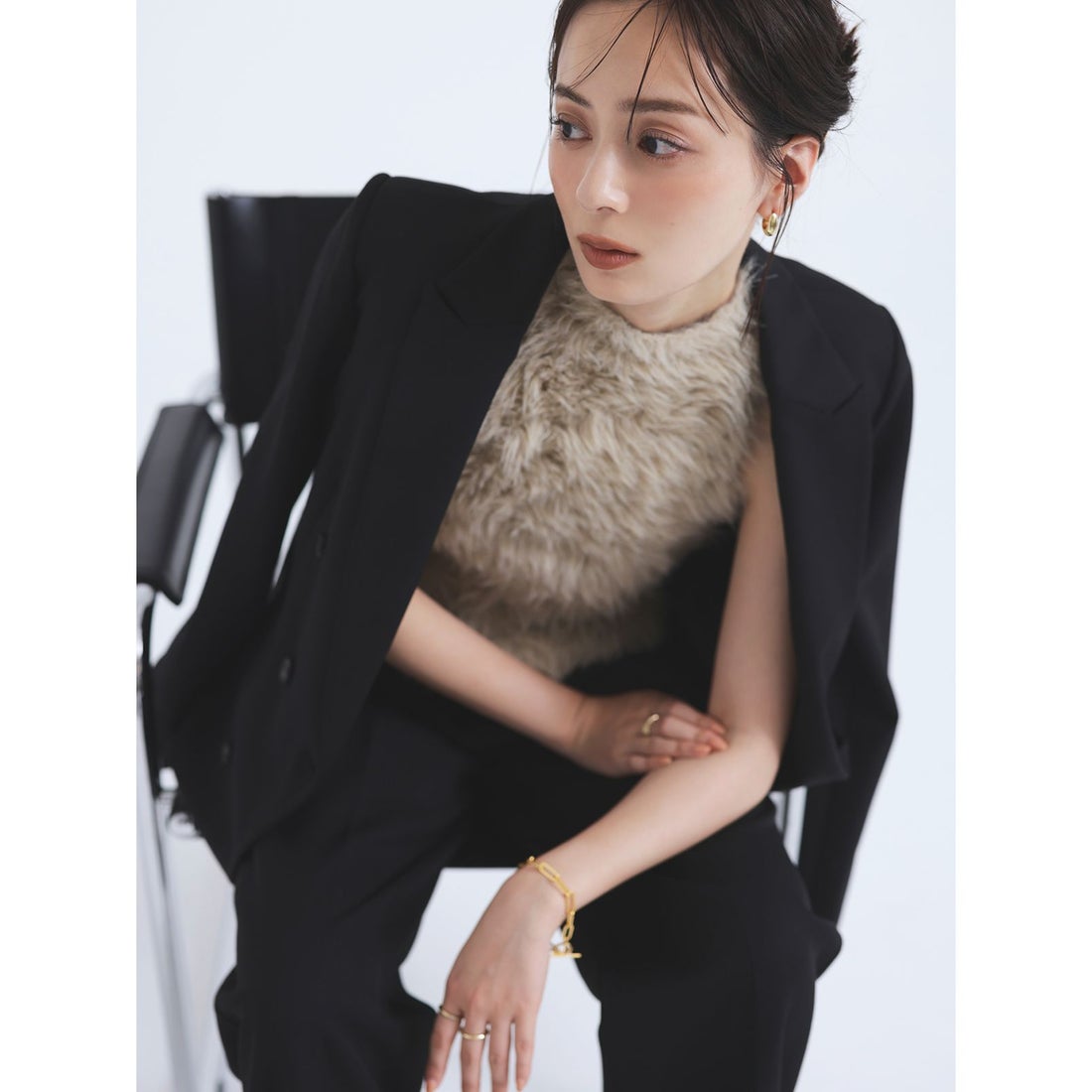 アニュアンス anuans ウールギャバジンタックストレートパンツ （BLACK