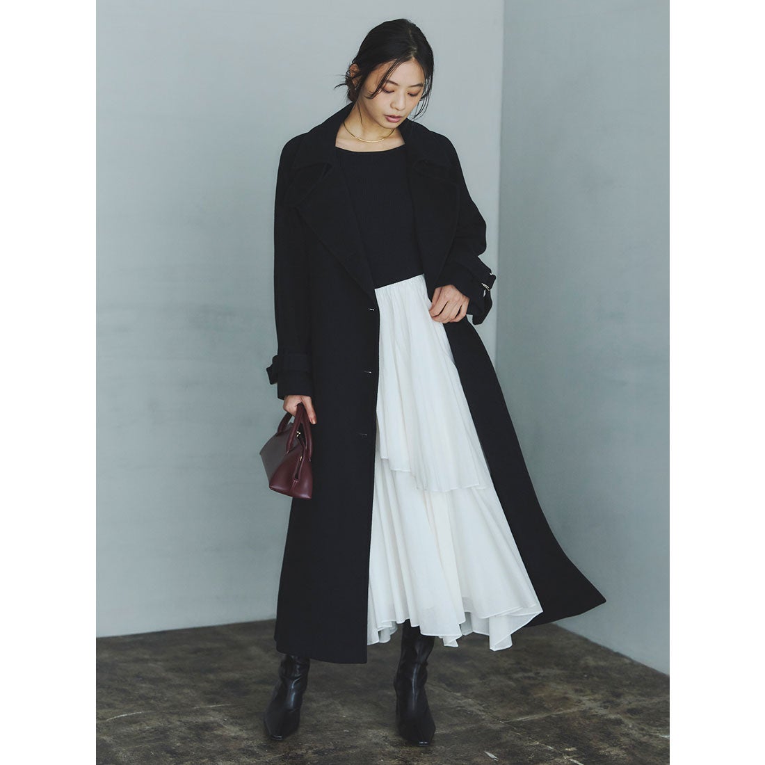 アニュアンス anuans ボートネックイレギュラーヘムドッキングニット