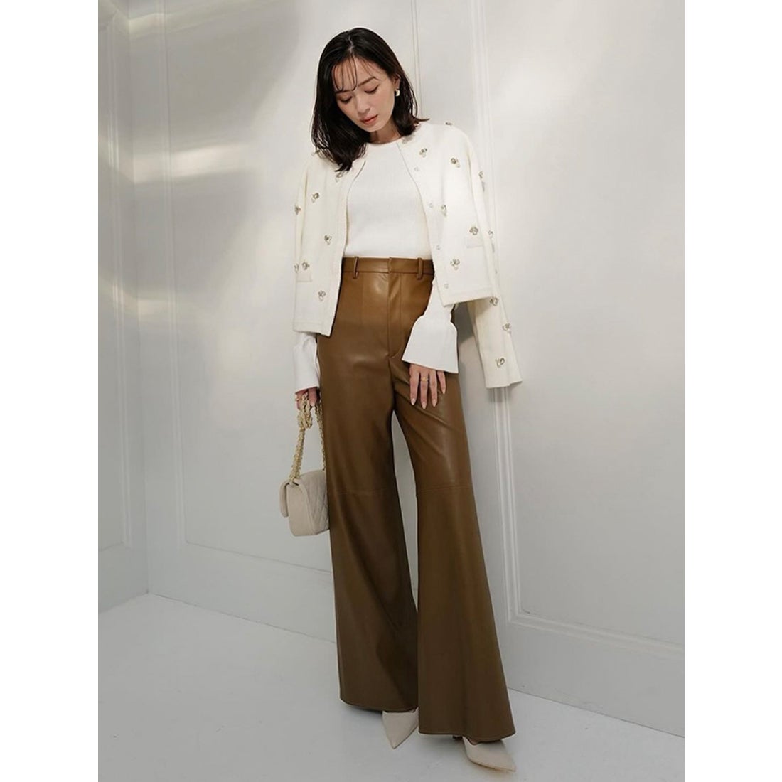 アニュアンス anuans ヴィーガンレザーワイドパンツ （CAMEL