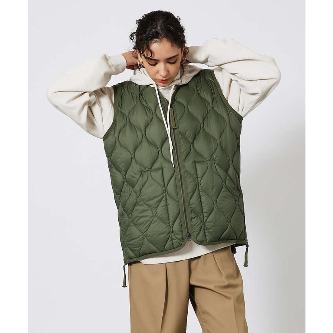 アバハウス ABAHOUSE 【TAION/タイオン】ミリタリー VネックWジップ