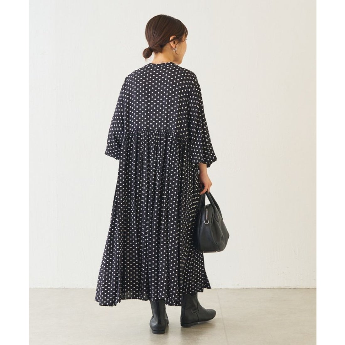 ビアズリー BEARDSLEY ドットギャザーワンピース （black