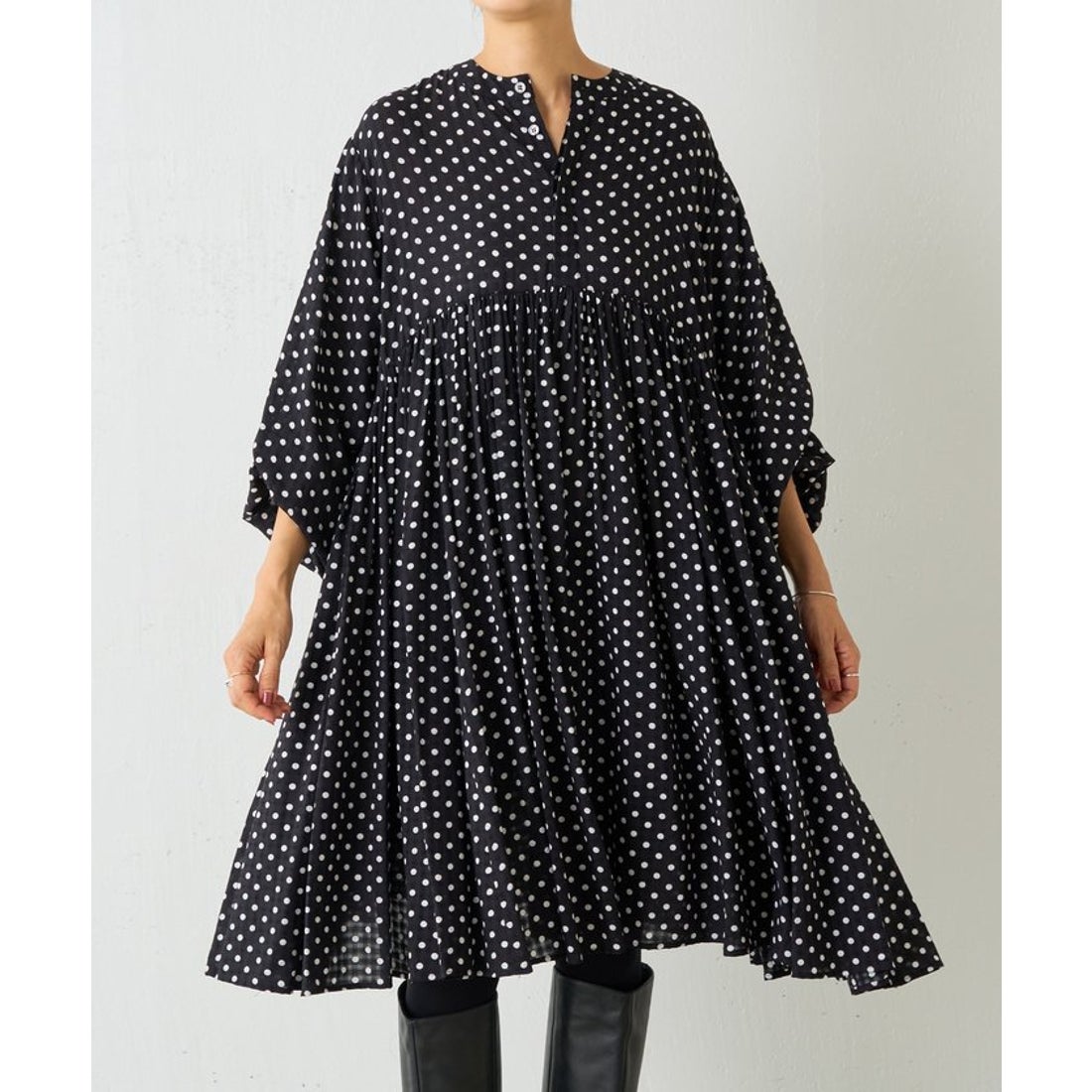 ビアズリー BEARDSLEY ドットギャザーチュニック （black