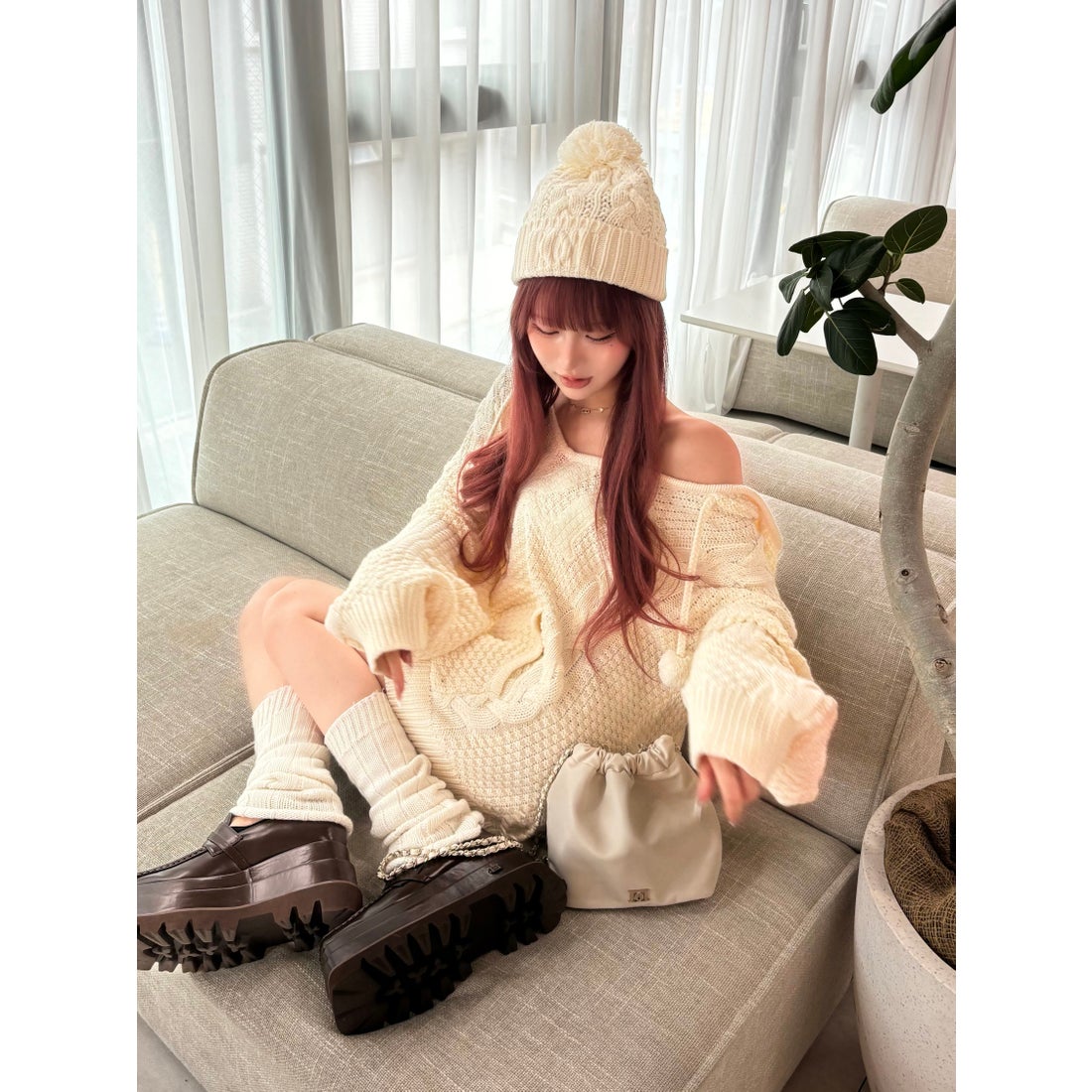 ダーリッチ Darich ケーブルDDロゴVネックニットフーディ （グレー