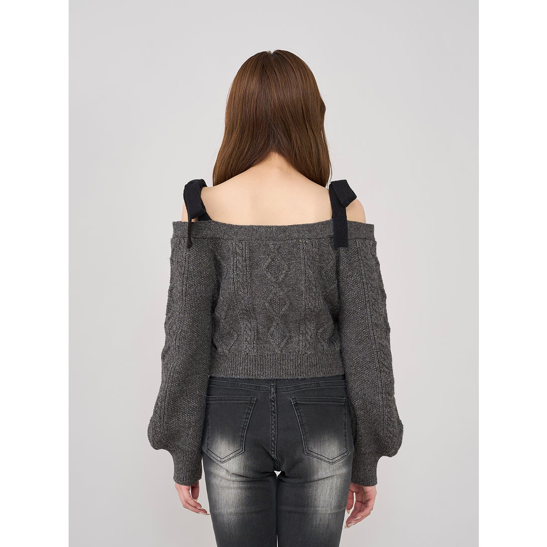 ダーリッチ Darich ショルダーリボンVネックニットトップス （ブラック