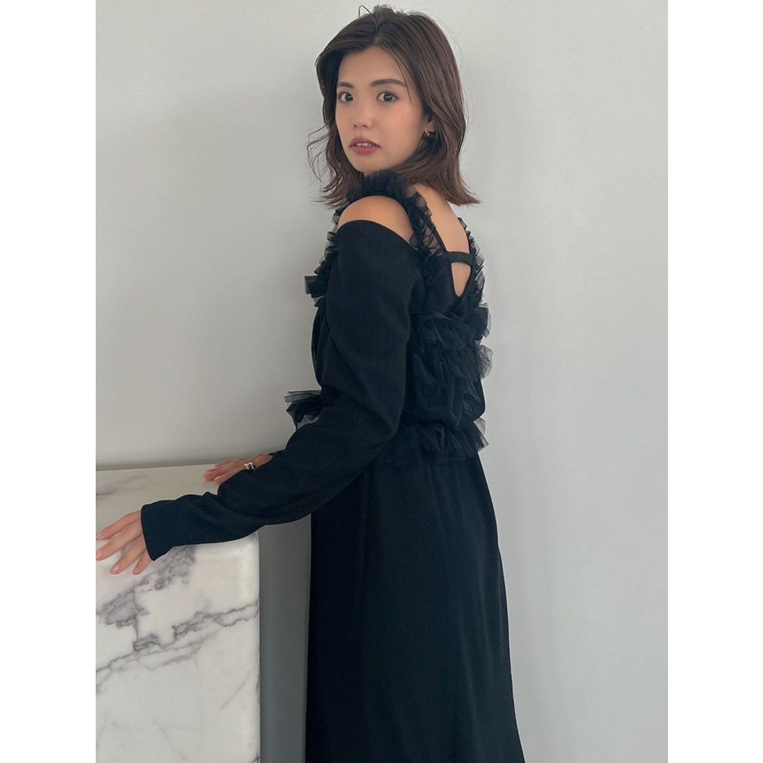 dazzlin チュールギャザービスチェカットワンピース（グレー） -靴