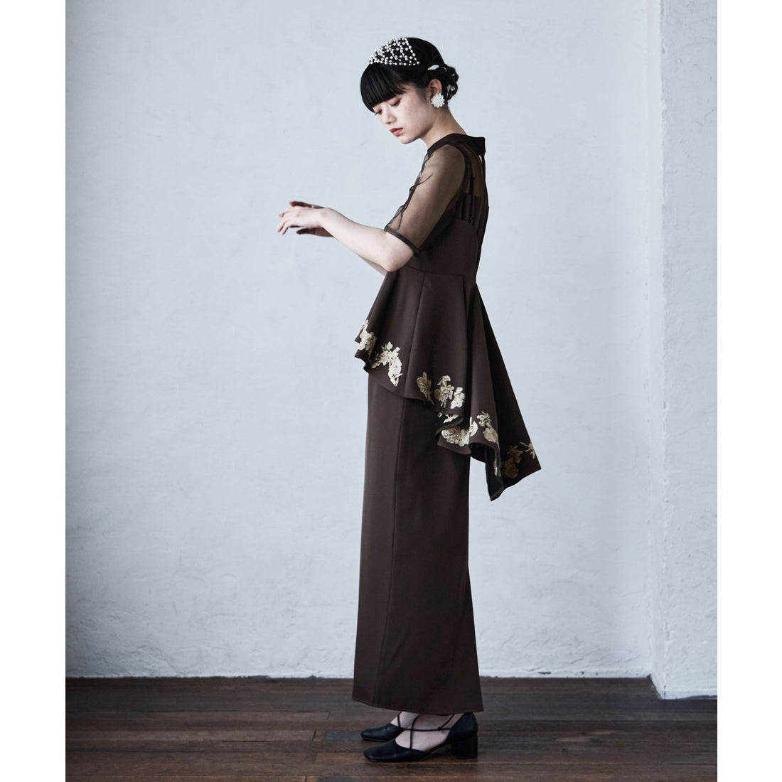 エトル etoll. 刺繍ペプラムビスチェ＆Iラインドレスセットアップ