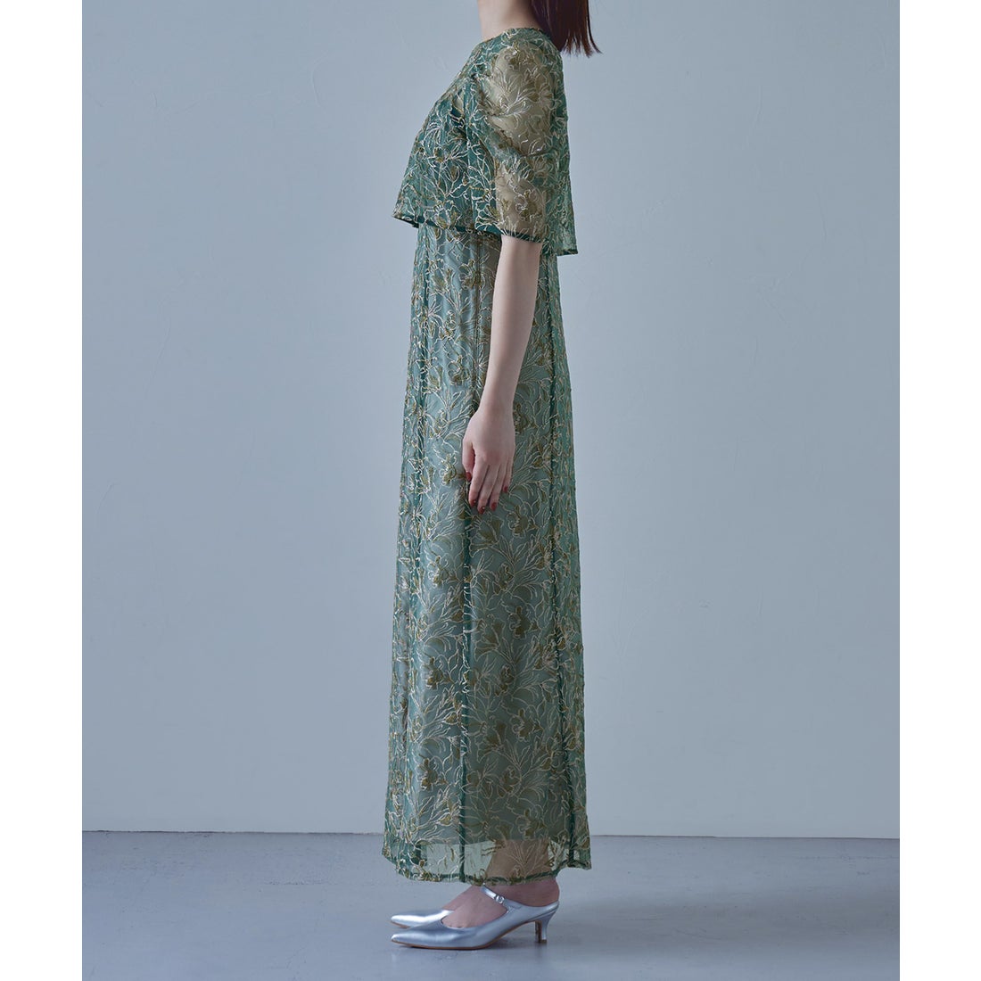 エトル etoll. 刺繍レースレイヤードドレス （ブラック