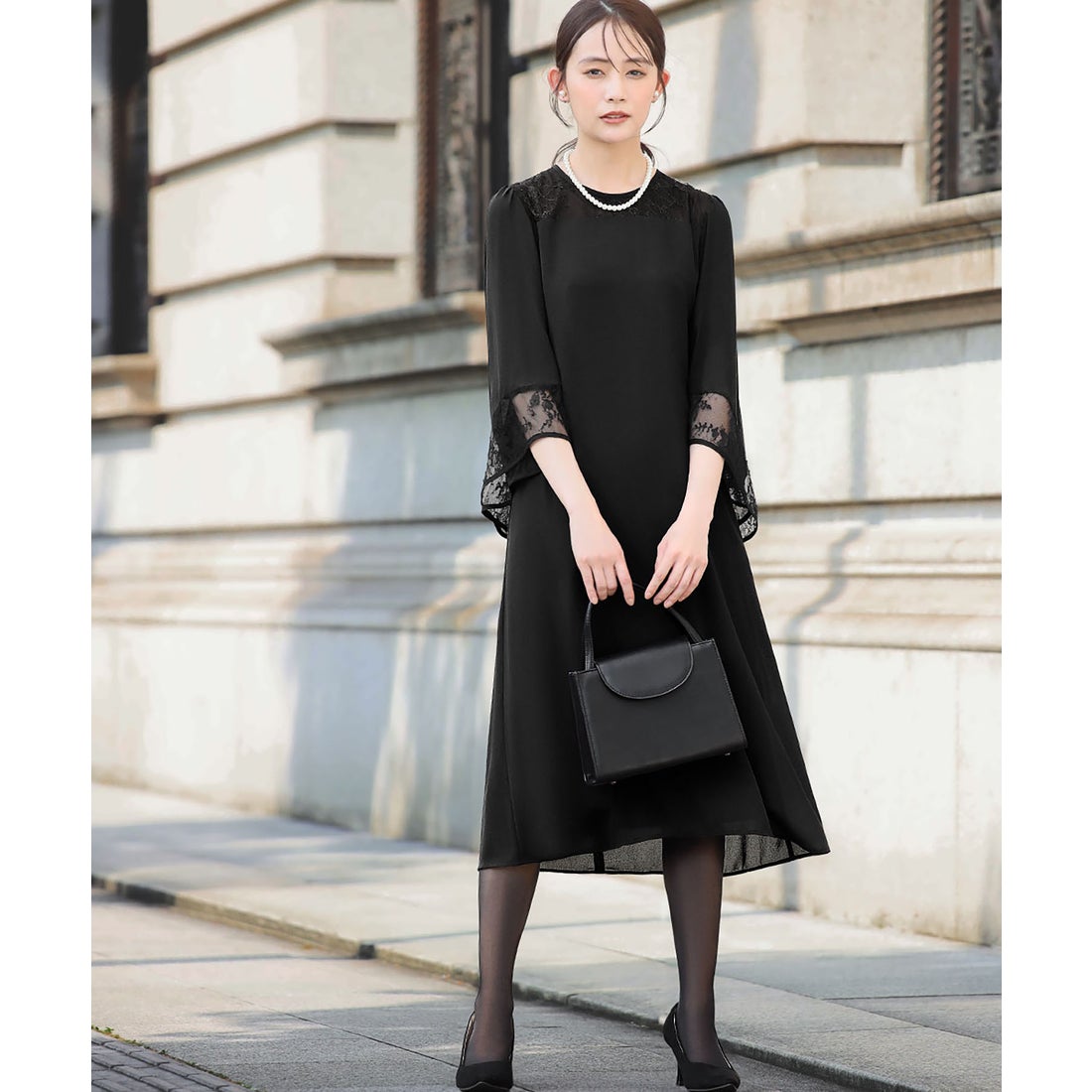 フロリア Flolia 【喪服・礼服】レース切替えフレアスリーブIライン