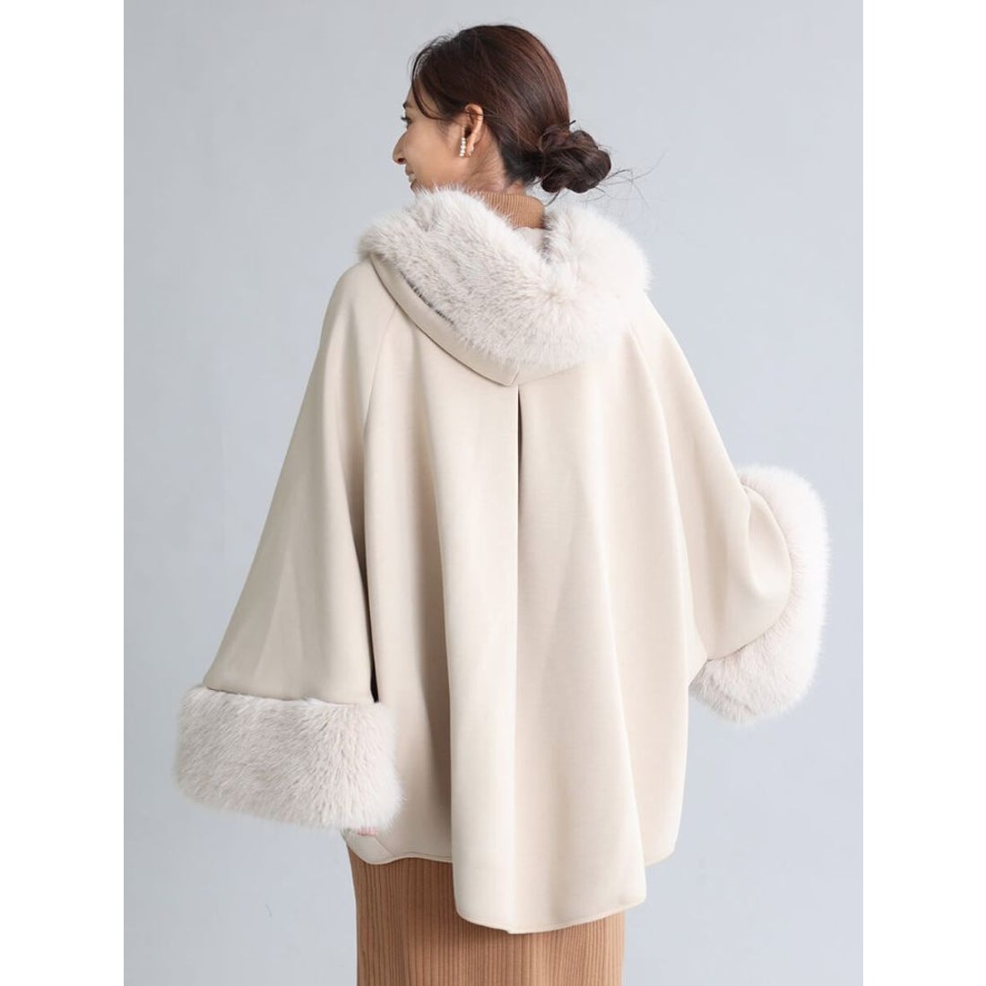 フェンネル FENNEL ポンチョライクファーコート （ブラック