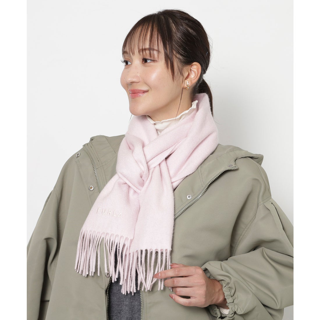 FURLA 【洗える】カシミヤ100％紡毛厚手マフラー 30×180cm ロゴ 無地