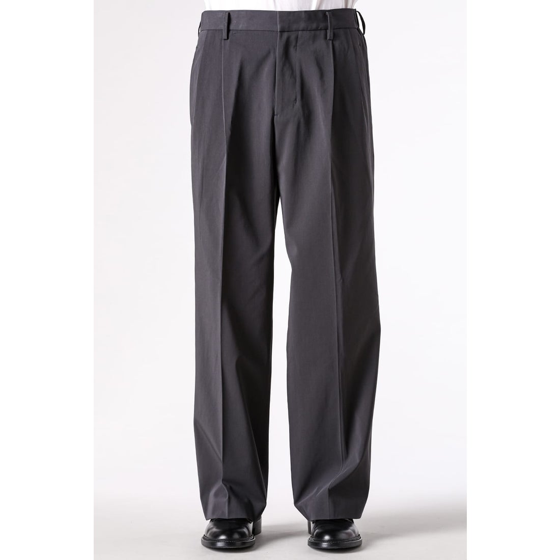 イレニサ IRENISA Two Tucks Wide Trousers （Dark Gray） -FASCINATE