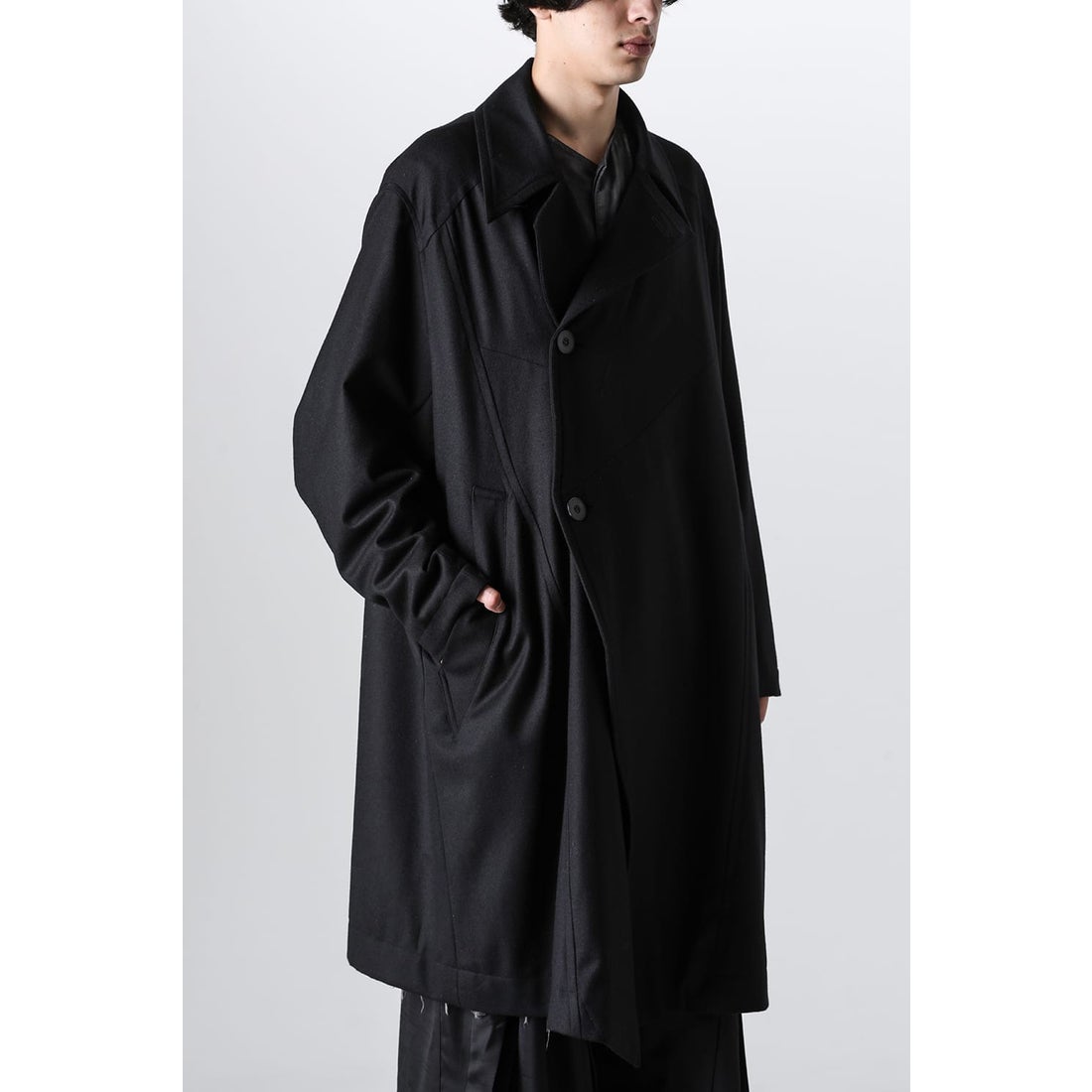 ユリウス JULIUS Wool Cashmere Saxony Over Size Long Coat （Black