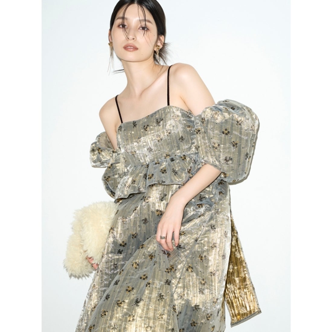 リリーブラウン LILY BROWN 2WAYペプラムジャガードワンピース （GLD