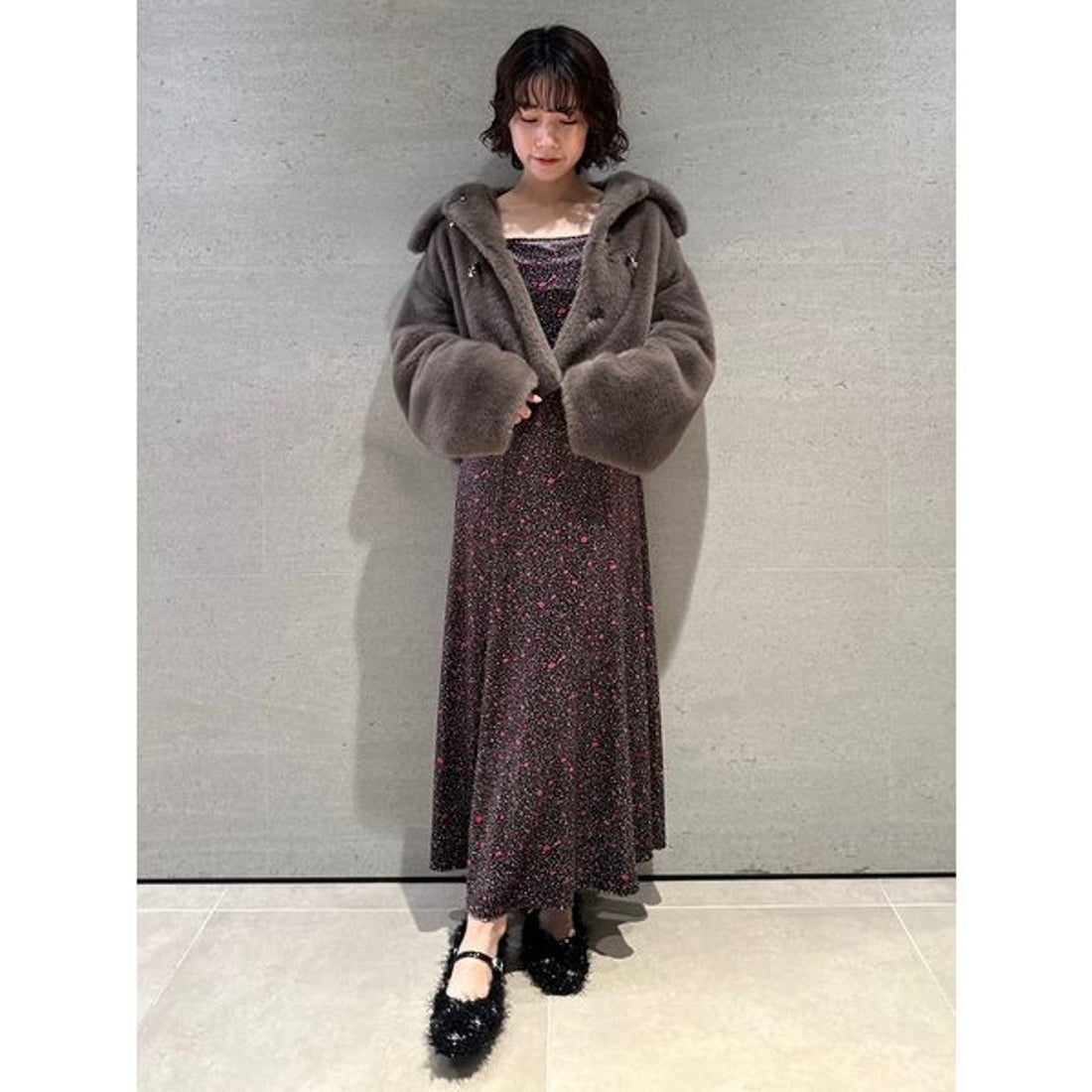 リリーブラウン LILY BROWN フラワーエンブロイダリースクエアネック