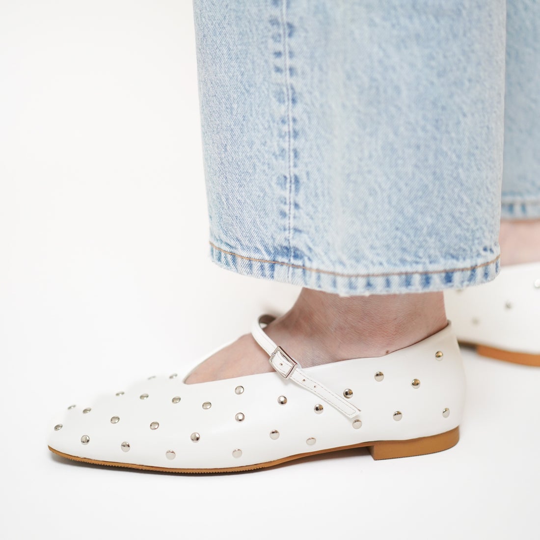 スタッズメリージェーン(L113) （WHITE） -レディースシューズ｜Launa