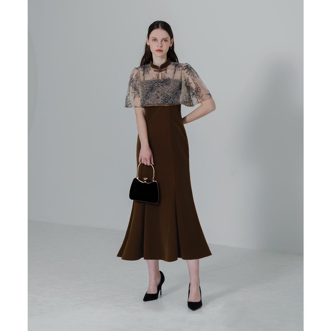 レジャ Leja 配色パイピング花柄刺繍ボレロ付きベロアマーメイドキャミ