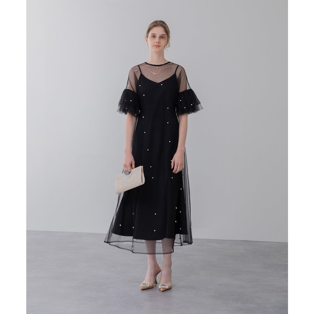 レジャ Leja ティアードフリルスリーブレイヤードパールワンピース