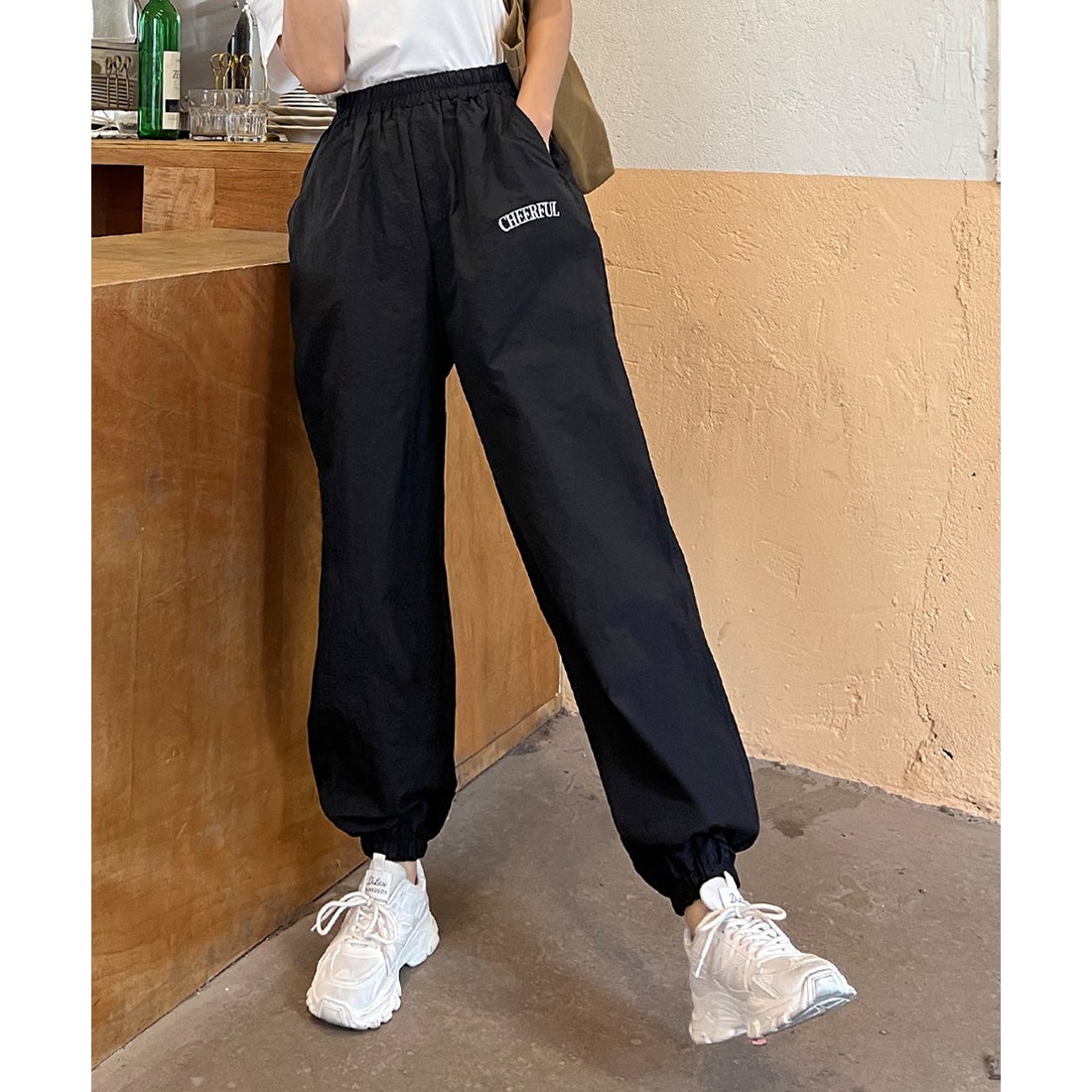 アドティエ ad thie ナイロンパンツ シャカパン 刺繍 ロゴ ゴム