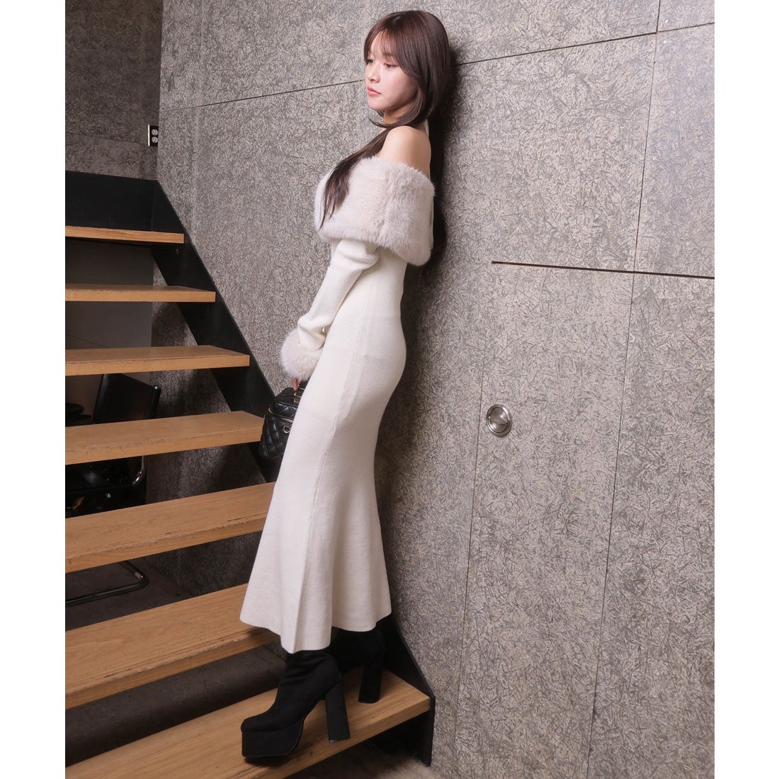 リップサービス LIP SERVICE ファーオフショルボタンニットワンピース