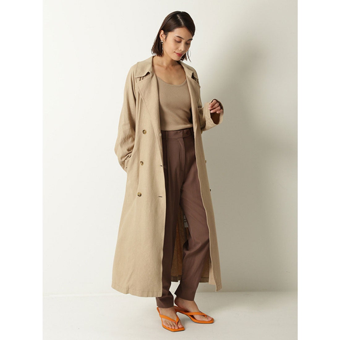 ミラ オーウェン Mila Owen ロングトレンチコート （ベージュ） -靴