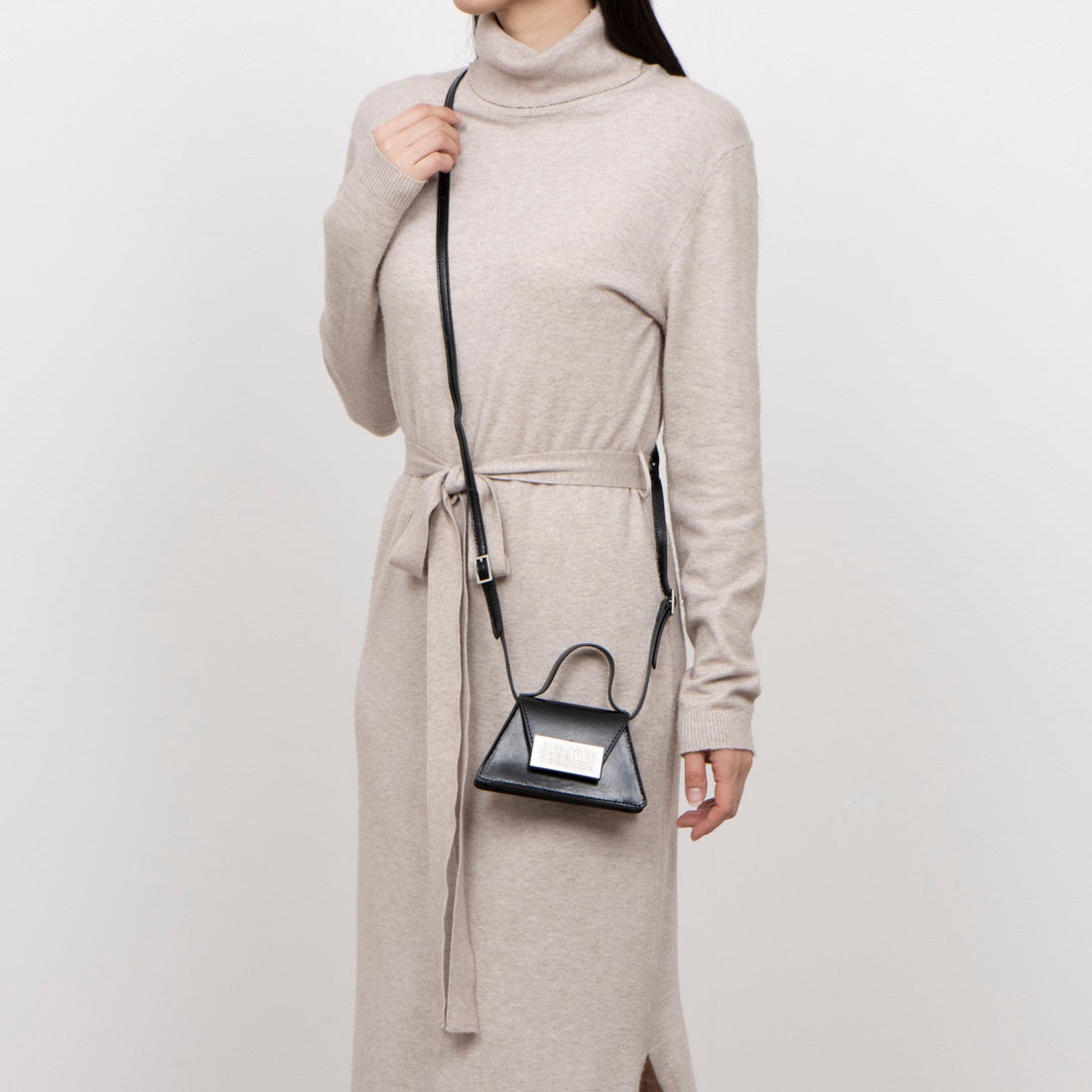 エムエムシックス メゾン マルジェラ MM6 Maison Margiela SB6ZI0012