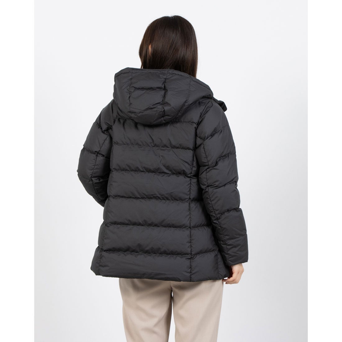 モンベル mont-bell トラベルダウンパーカ Women's （ブラック