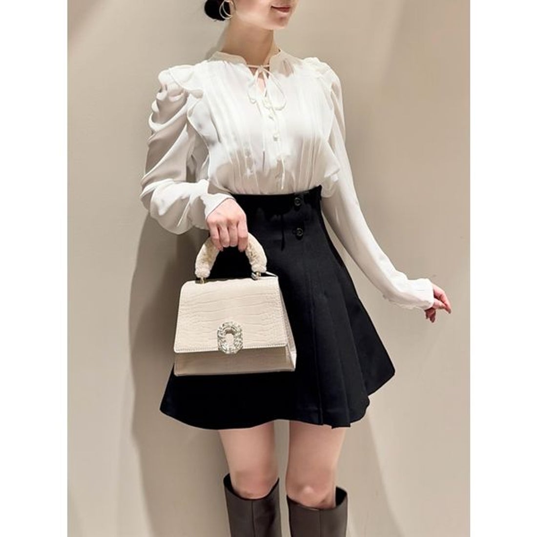 スナイデル SNIDEL プリーツスカショーパン （BLK） - ファッション