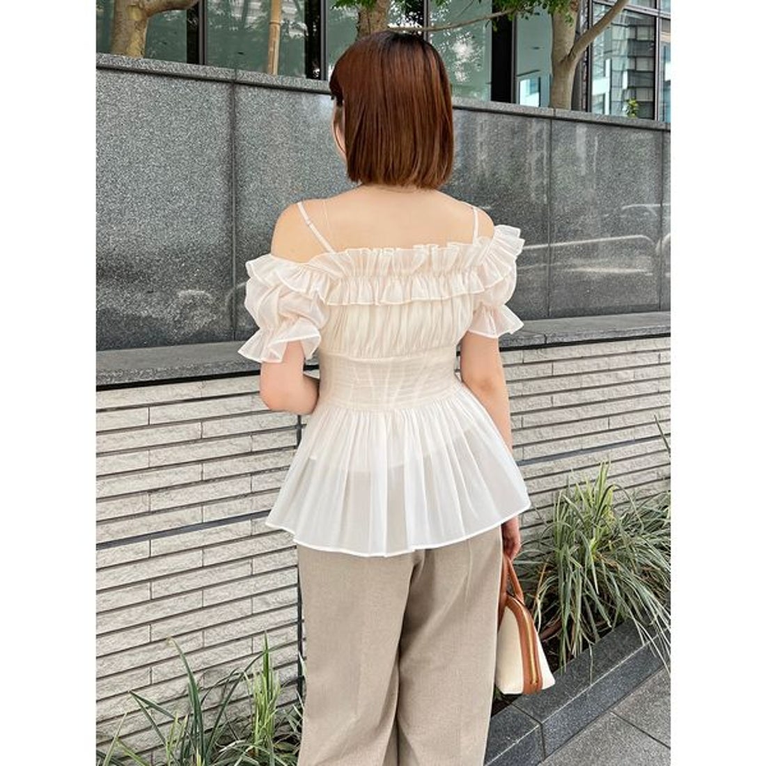 スナイデル SNIDEL オフショルフリルブラウス （LAV） - ファッション