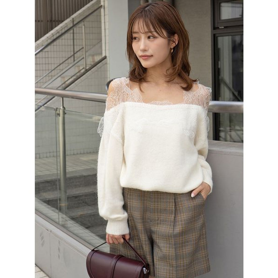 スナイデル SNIDEL レーストリミングニットプルオーバー （OWHT