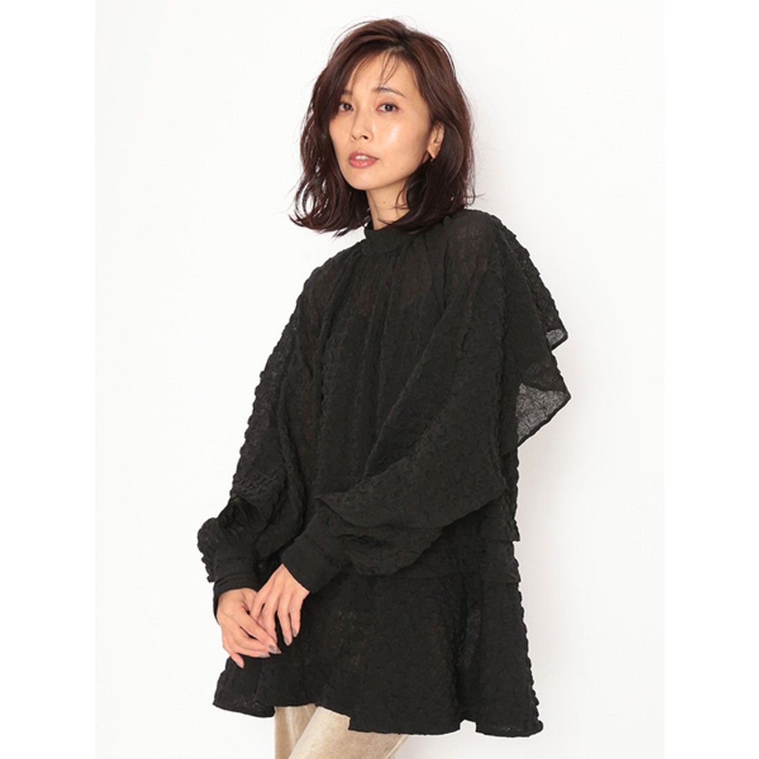 スナイデル SNIDEL エンボスシアーチュニックブラウス （ブラック