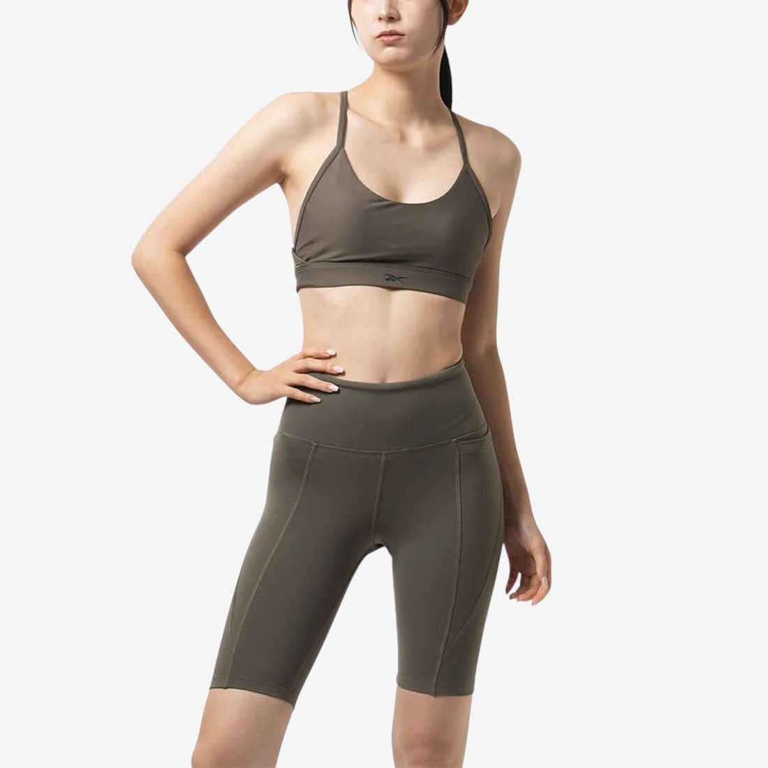 ラックス ストラッピー スポーツブラ / LUX STRAPPY SPORTS BRA
