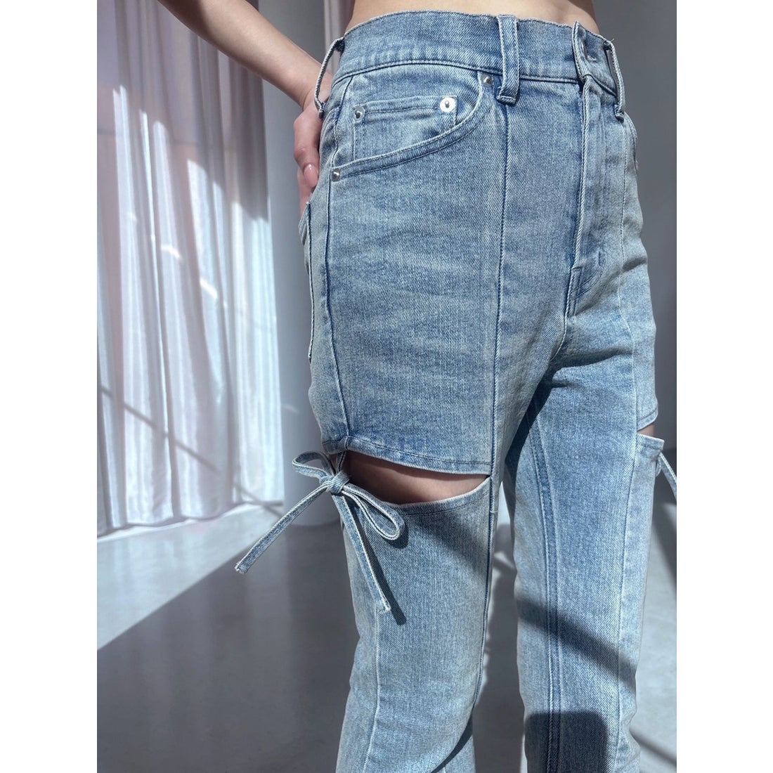 リゼクシー RESEXXY カットアウトリボンデニムパンツ （ICE） -靴