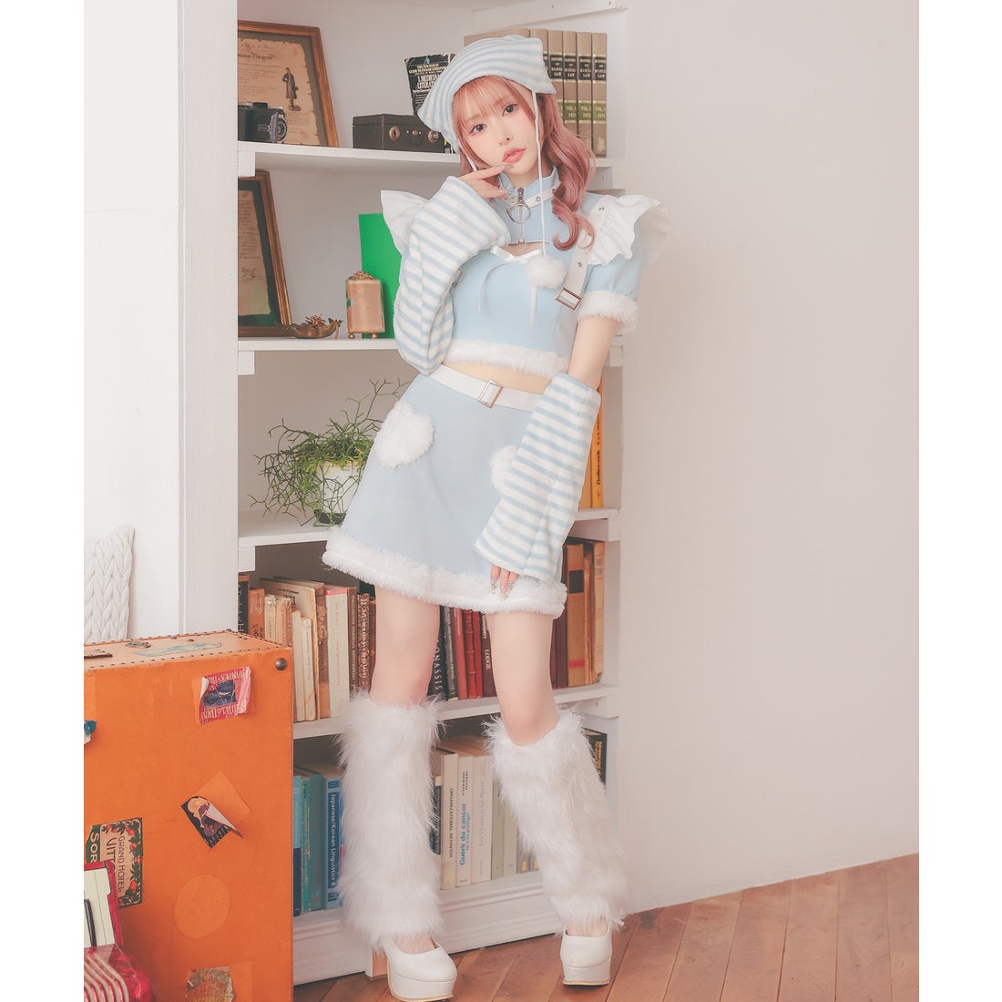 ティカ Tika ハロウィン コスプレ サンタコス 4点set へそ出しもこもこ