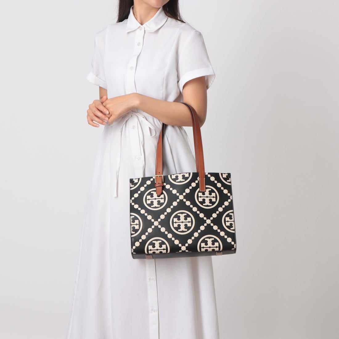 トリーバーチ TORY BURCH Tモノグラム エンボス スモール トート